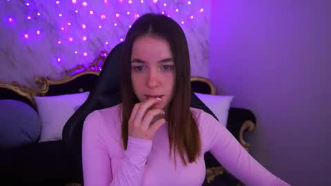 Babe online show from March 17, 2026, 7:12 am