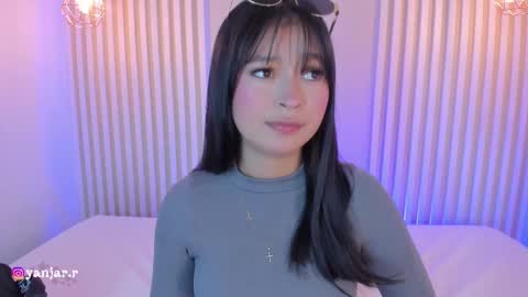 Katty  online show from November 12, 2025, 11:32 am