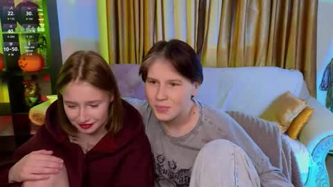 Sweety Eva online show from November 19, 2025, 7:14 pm