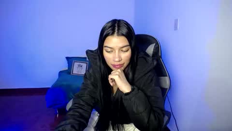 babenik_777 online show from November 1, 2025, 1:07 am