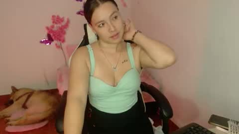 babenik_777 online show from December 5, 2025, 6:55 am