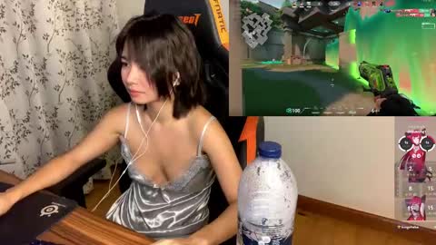 Jialyn online show from February 27, 2025, 5:26 pm