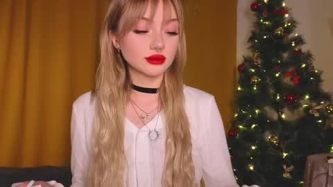 Snapshot of baby_adele chatting on January 3, 2025, 8:22 pm bb adele online show from January 3, 2025, 8:22 pm