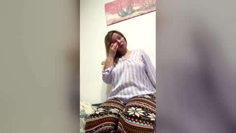 Snapshot of baby_blondee chatting on April 19, 2026, 6:10 pm Baby Blonde online show from April 19, 2026, 6:10 pm