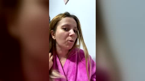Snapshot of baby_blondee chatting on May 2, 2026, 10:48 pm Baby Blonde online show from May 2, 2026, 10:48 pm