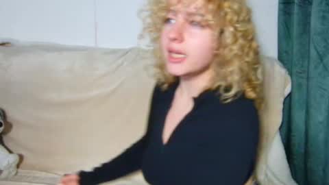 Babby Doll online show from February 18, 2025, 9:53 pm