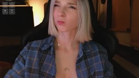 baby gopn1k online show from October 30, 2025, 5:02 pm