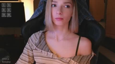 baby gopn1k online show from December 18, 2025, 5:02 am