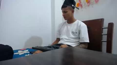 Snapshot of baby_hot_79 chatting on October 31, 2025, 3:13 pm baby_hot_79 online show from October 31, 2025, 3:13 pm