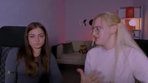 baby online show from November 4, 2025, 12:04 pm