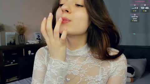 Emily online show from September 30, 2025, 7:24 am