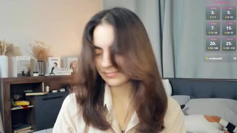 Emily online show from October 11, 2025, 10:47 am