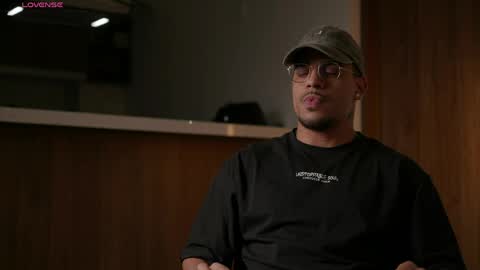 baby_rausch online show from April 14, 2026, 11:38 am