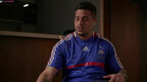 baby_rausch online show from April 15, 2026, 7:37 am