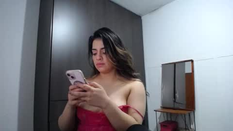 Snapshot of baby_roose chatting on December 17, 2024, 6:45 am Baby online show from December 17, 2024, 6:45 am