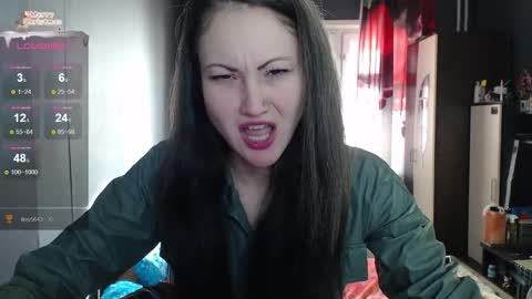 Ida and Kira online show from October 15, 2025, 2:44 am