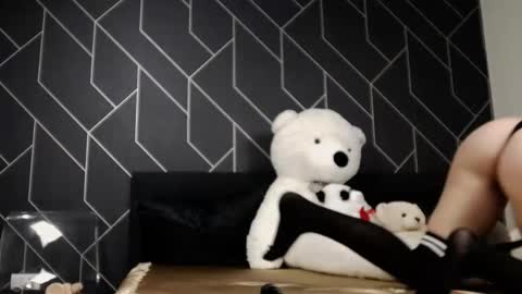 babyy online show from June 4, 2026, 6:58 pm