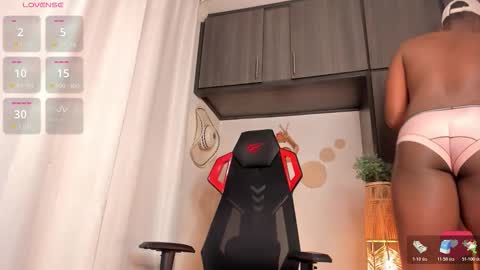 FOLLOW ME  online show from October 28, 2025, 3:54 am