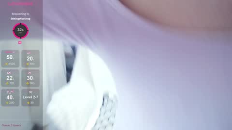  SuSu online show from February 3, 2025, 5:03 pm