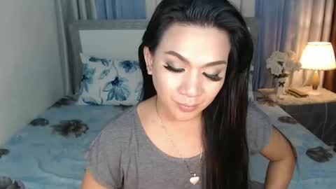 Snapshot of babyamandaxx chatting on December 17, 2024, 7:18 am AMANDA online show from December 17, 2024, 7:18 am