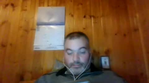 Snapshot of babybaby83 chatting on January 5, 2025, 8:10 pm Darren online show from January 5, 2025, 8:10 pm