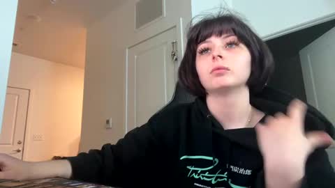 Snapshot of babyblue0194 chatting on January 5, 2025, 7:39 pm babybray online show from January 5, 2025, 7:39 pm