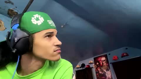 babyD online show from December 15, 2024, 4:51 am