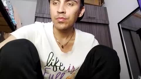 Dani  online show from October 26, 2025, 9:42 pm