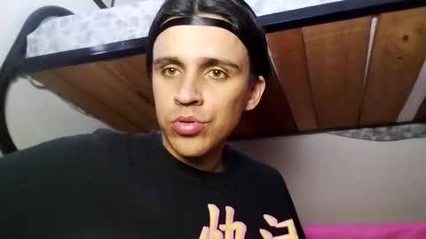 Dani  online show from November 3, 2025, 8:43 pm