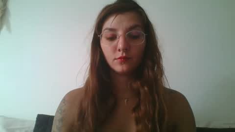 babydemon6 online show from February 8, 2025, 1:01 pm