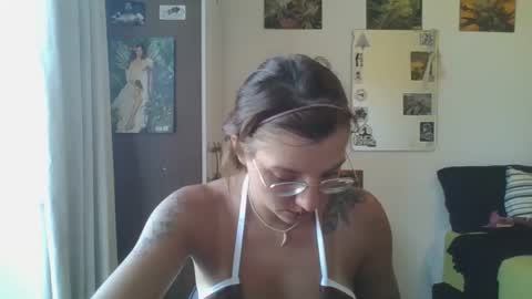 babydemon6 online show from February 28, 2025, 7:35 pm