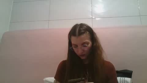 babydemon6 online show from September 30, 2025, 9:31 pm