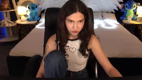 Sasha online show from November 5, 2025, 8:20 pm