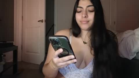 Snapshot of babygotbackends chatting on January 27, 2025, 3:26 am BabyGotBackends online show from January 27, 2025, 3:26 am