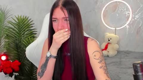 Sophia online show from November 24, 2025, 3:50 am