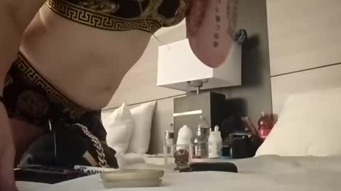 Baby K n Daddy J online show from November 14, 2025, 6:23 am