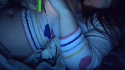 Snapshot of babymom1 chatting on February 26, 2025, 1:00 am babymom1 online show from February 26, 2025, 1:00 am