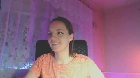 Sonya online show from March 3, 2025, 7:49 pm