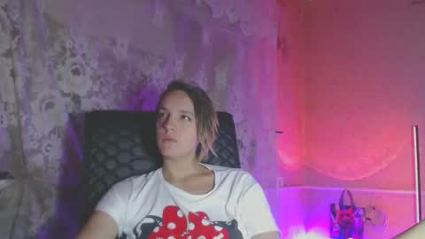 Sonya online show from October 15, 2025, 8:20 pm