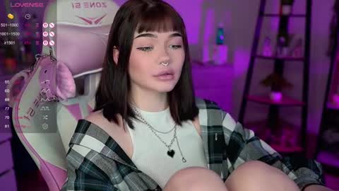 Nika online show from March 2, 2025, 10:48 pm