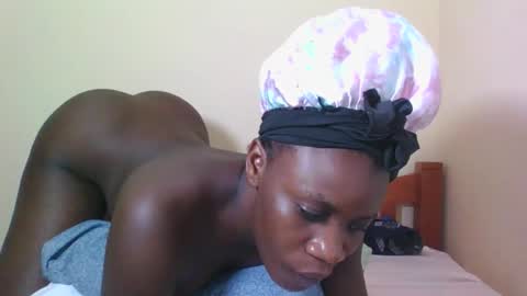 PRISCILLAH online show from November 22, 2025, 8:08 pm