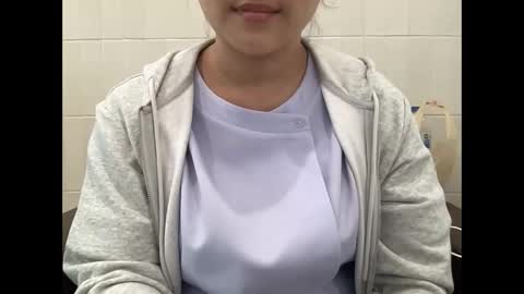 Baby Unicorn online show from November 18, 2025, 8:08 am