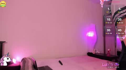 Eva online show from November 7, 2025, 4:51 pm