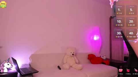 Eva online show from December 4, 2025, 8:12 am