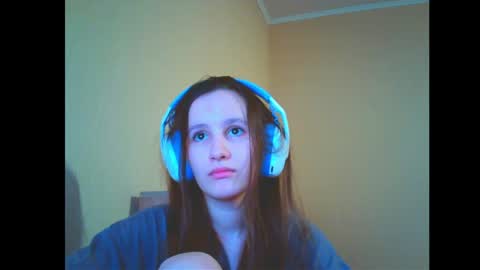 Alice  online show from January 28, 2025, 8:15 pm