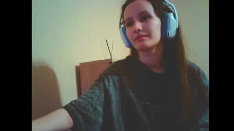 Alice  online show from February 26, 2025, 3:41 pm