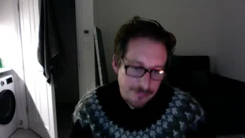 Snapshot of bad_dad43 chatting on October 12, 2025, 10:09 pm Bad dad43 online show from October 12, 2025, 10:09 pm