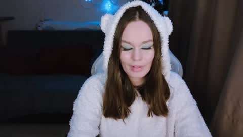 Lin online show from January 15, 2025, 3:39 pm