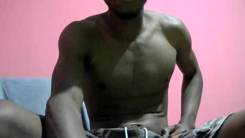 badaddo910342 online show from October 20, 2025, 5:13 pm