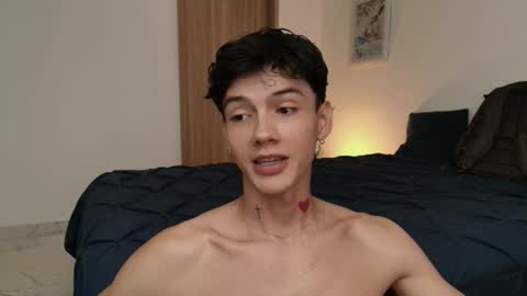 jhojan online show from November 3, 2025, 8:32 pm